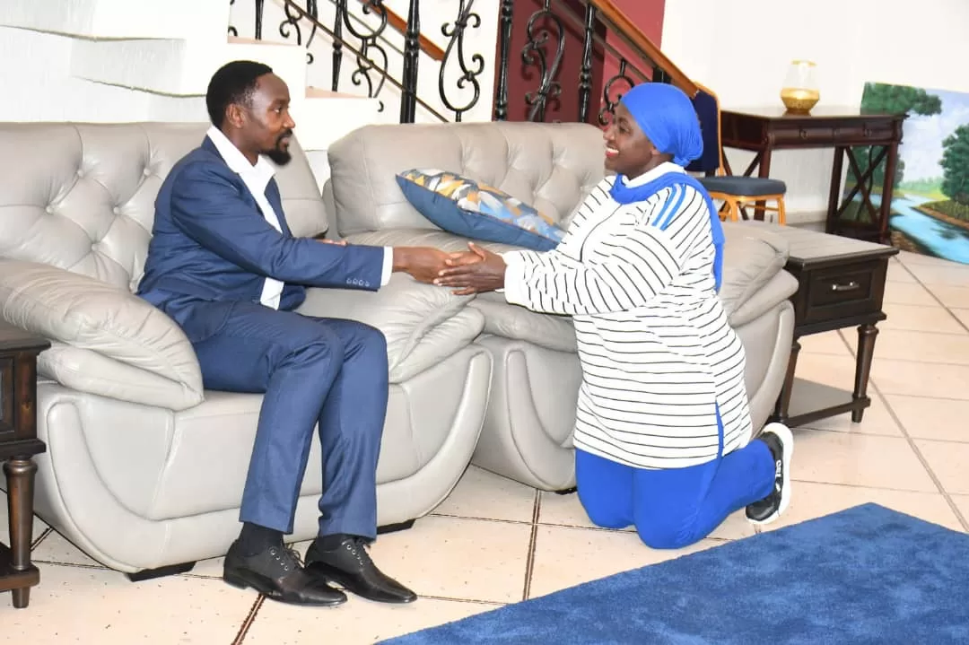 ONC Manager Hajjat Namyalo Uzeiye Meets HRM Kyabazinga William Wilberforce Gabula Nadiope IV