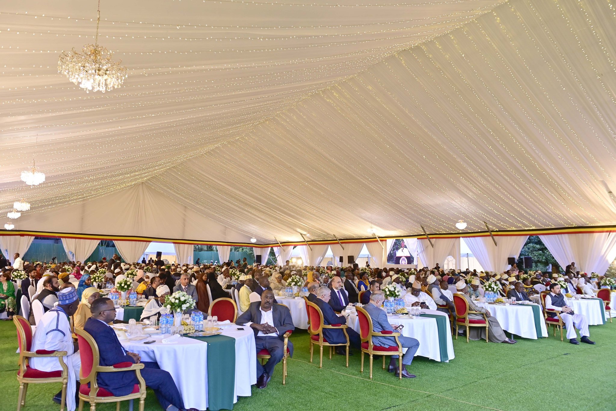 President Museveni Hosts Muslim Leaders for Iftar