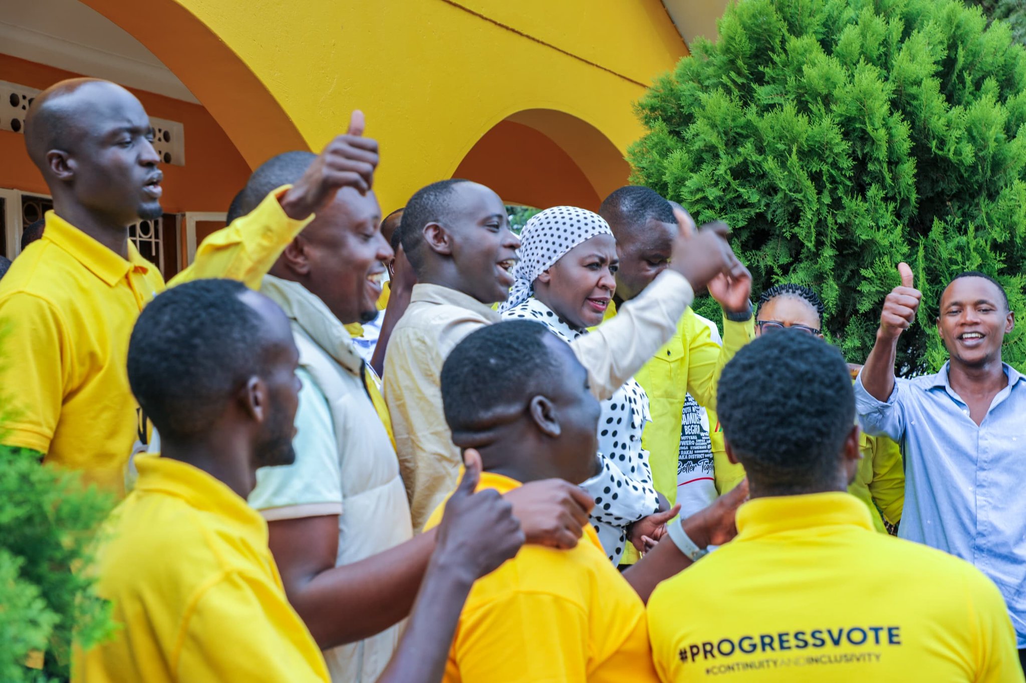 A Productive Dialogue with Youth Leaders