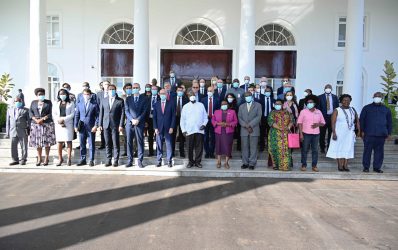 President Hosts Italian Business Persons
