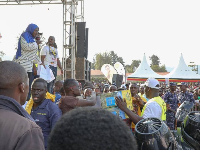 SPA Hajjat Hadijah Delivers Museveni's Income-Boosting Items To Large Crowd in Rukiga